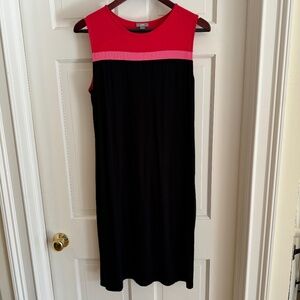 Jill Sleeveless Black Jersey Dress with Red and Pink Neckline Size Medium
